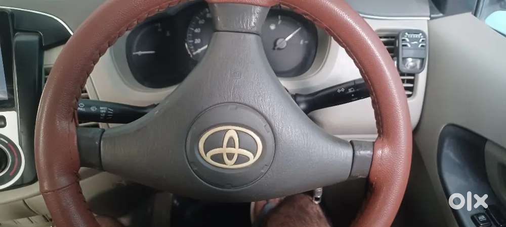 Toyota Innova 2014 Diesel 151000 Km Driven