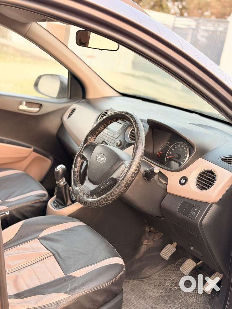 Hyundai Grand I10 Sportz O 1.2, 2015, Petrol