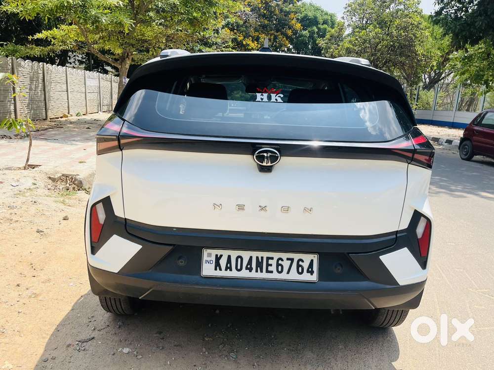 Tata Nexon, 2024, Petrol