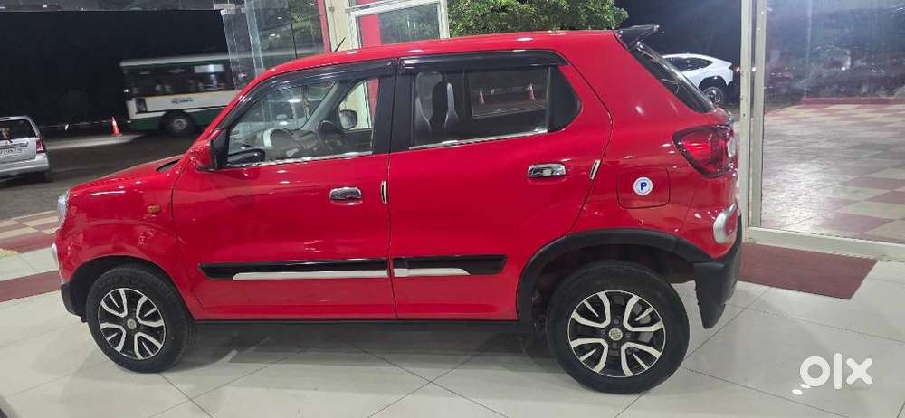 Maruti Suzuki S-presso Vxi Plus, 2022, Petrol