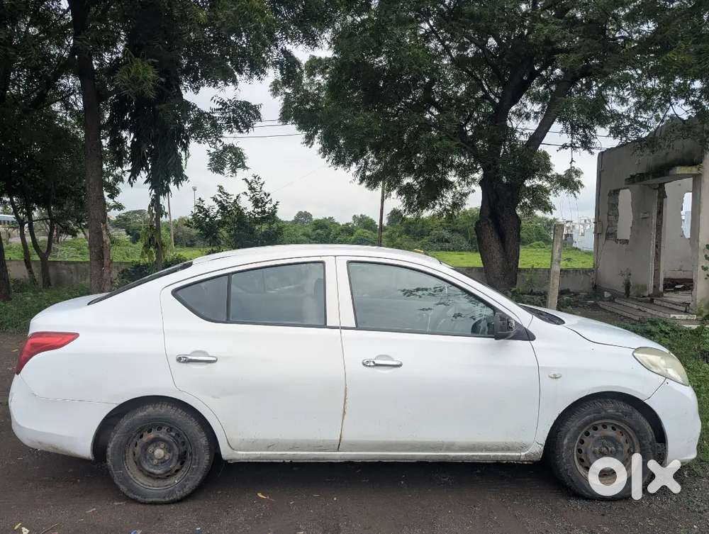 Nissan Sunny Xl 2013