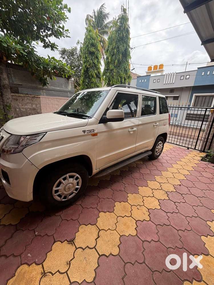 Mahindra Tuv 300 2017