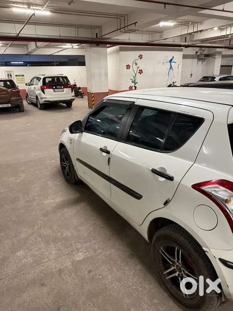 Maruti Suzuki Swift 2015 Diesel 119000 Km Driven