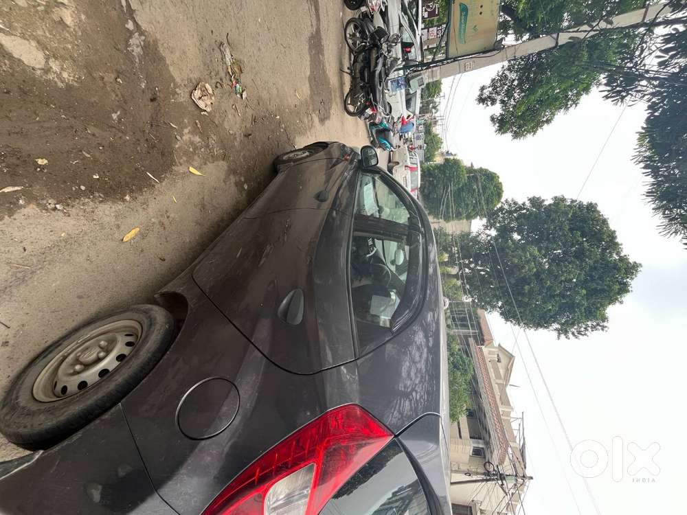 Hyundai Eon 0.8l (2015) - Low Kms (61,500) - Smart Tech Loaded!