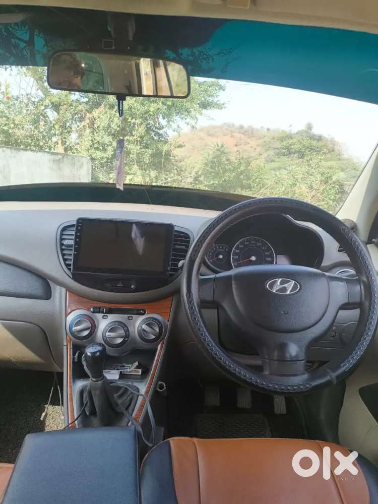 Hyundai I10 2011 Petrol 64000 Km Driven