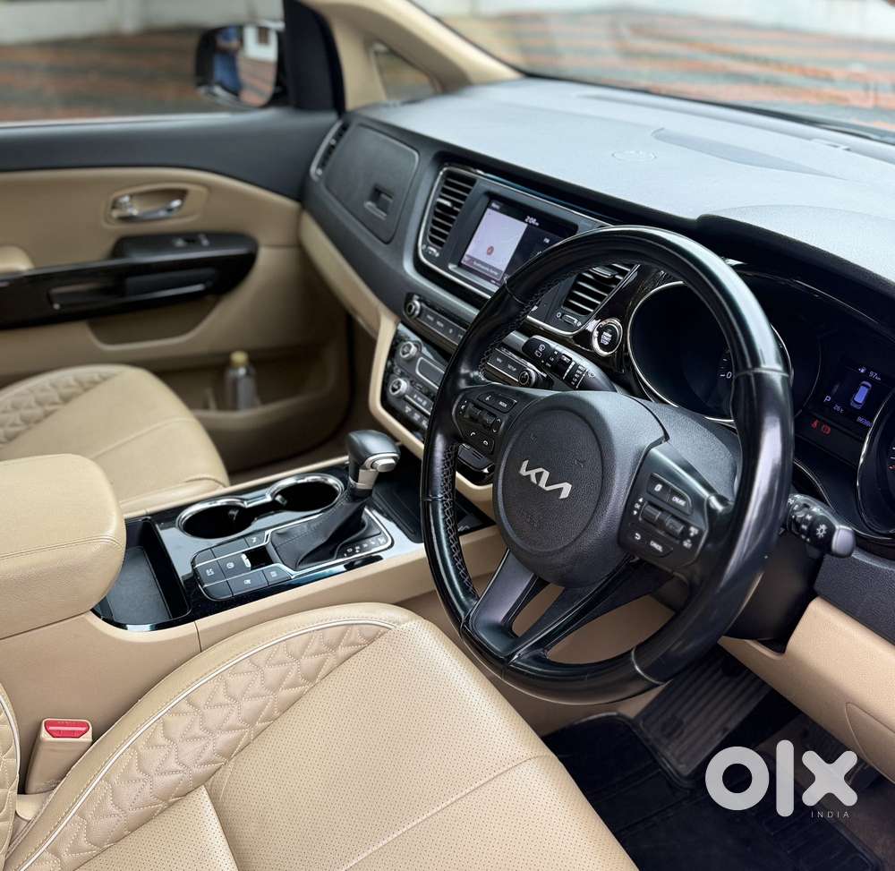 Kia Carnival Limousine Plus 7 Str, 2021, Diesel