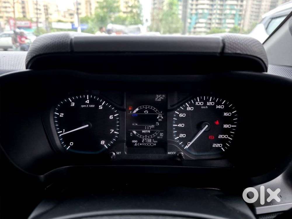 Tata Altroz 1.2 Xe, 2020, Petrol