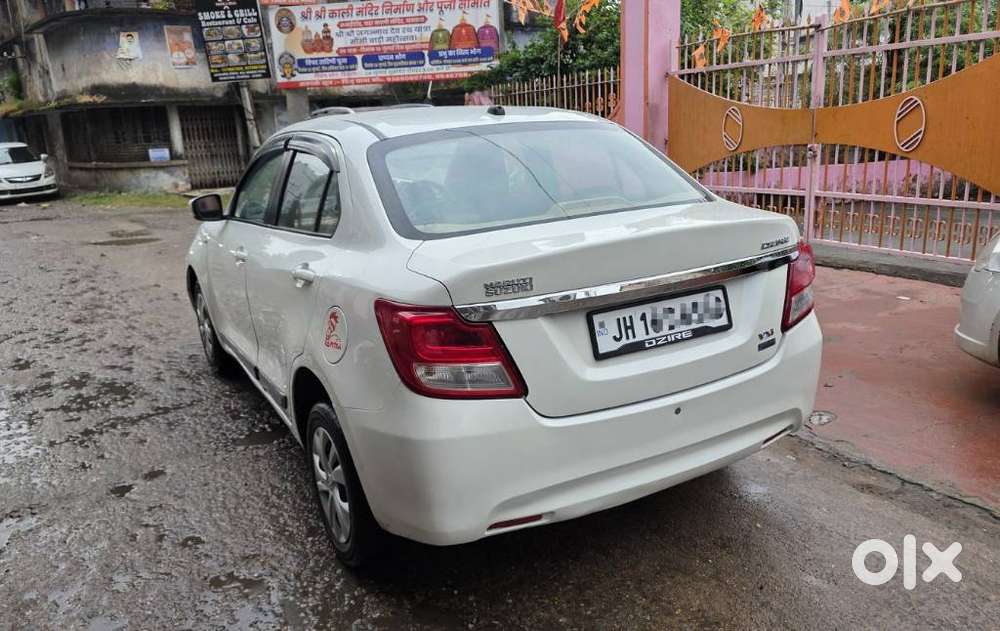 Maruti Suzuki Dzire 1.2 Vxi Amt, 2020, Petrol