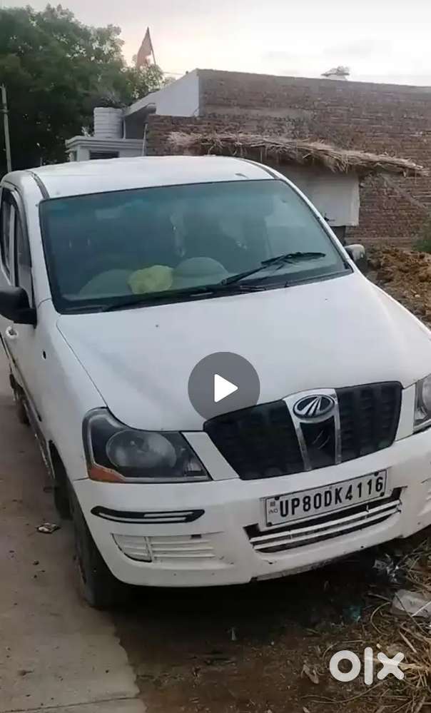 Mahindra Xylo 2015