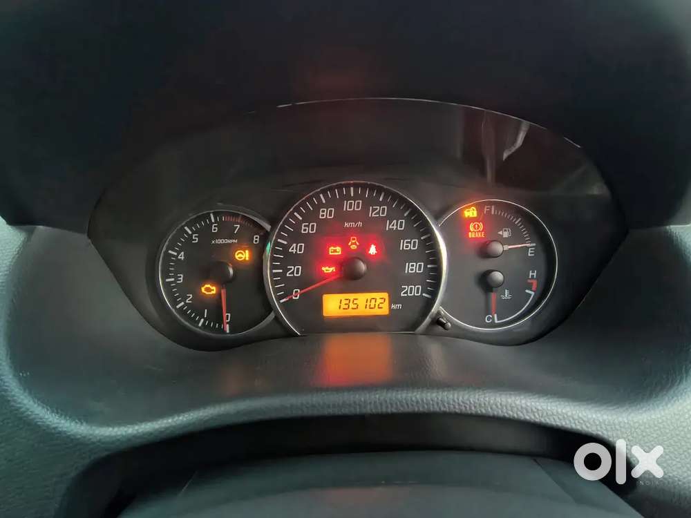 Swift Dzire Vxi Petrol- Excellent Condition  Rc Valid Oct 2029