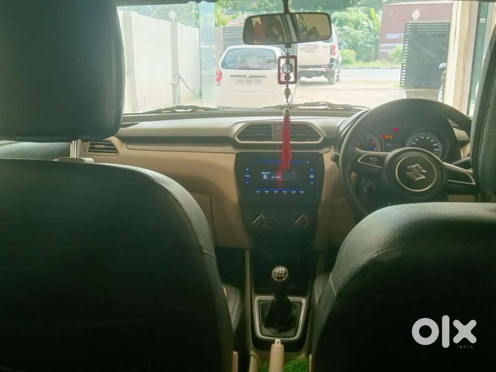 Maruti Suzuki Dzire 1.2 Vxi, 2022, Petrol