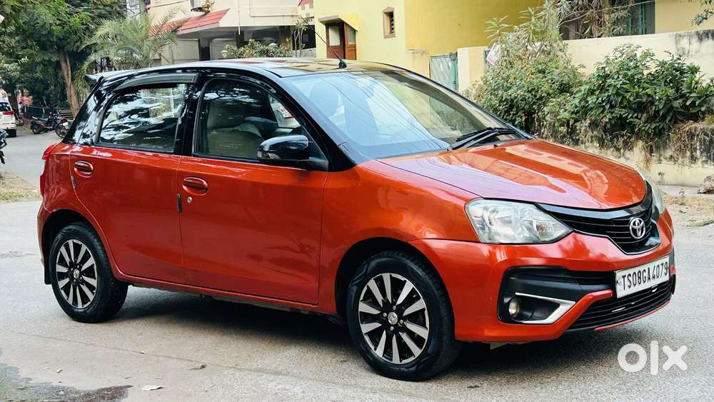 Toyota Etios Liva Vd Dual Tone, 2018, Diesel