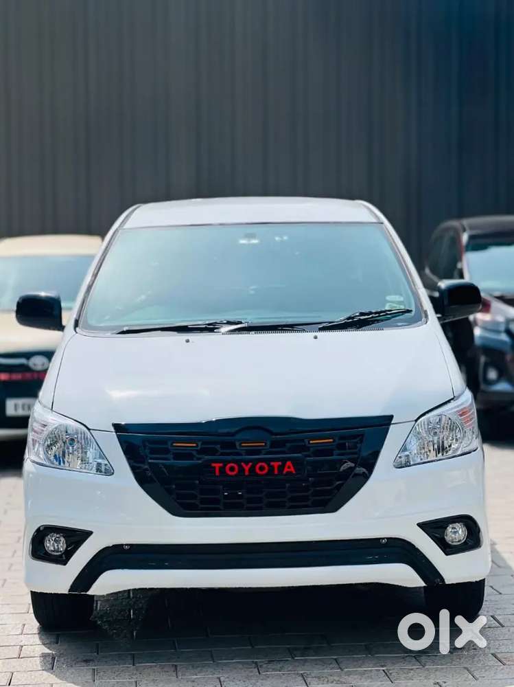 Toyota Innova Diesel 2015