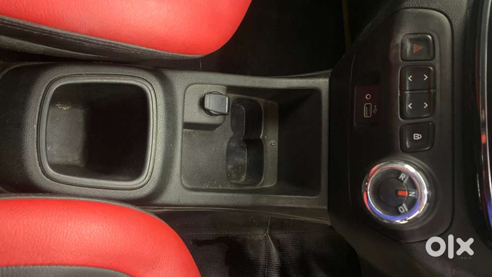 Renault Kwid 1.0 Rxt Amt, 2018, Petrol