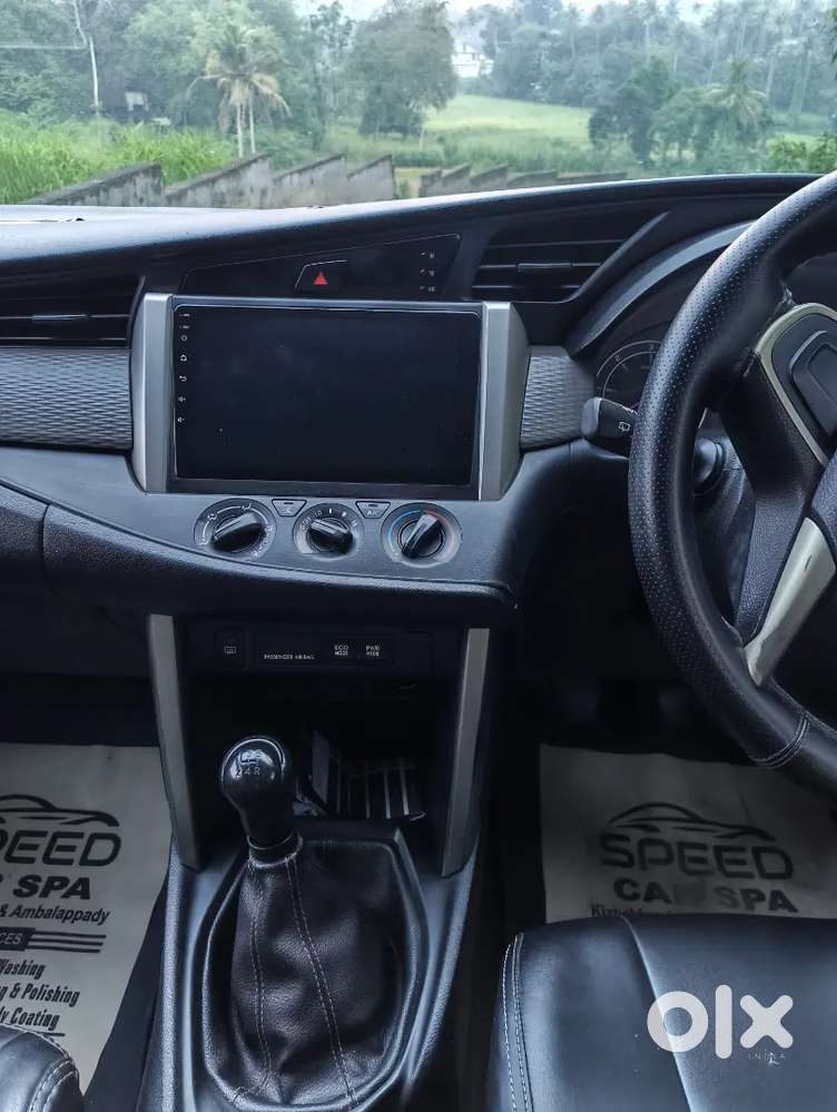 Toyota Innova Crysta 2017 Diesel Well Maintained
