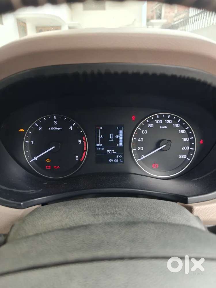 Elite I20 Diesel Second Top Model