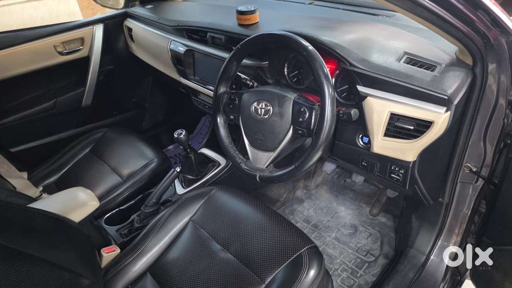 Toyota Corolla Altis Gl, 2014, Petrol