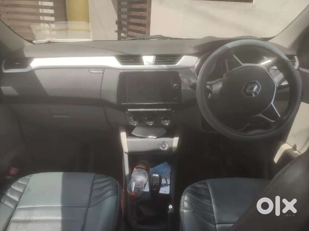 Renault Triber Amt Petrol