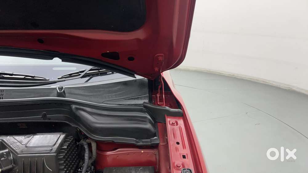 Mahindra Xuv300 1.2 W6 Amt Petrol, 2021, Petrol