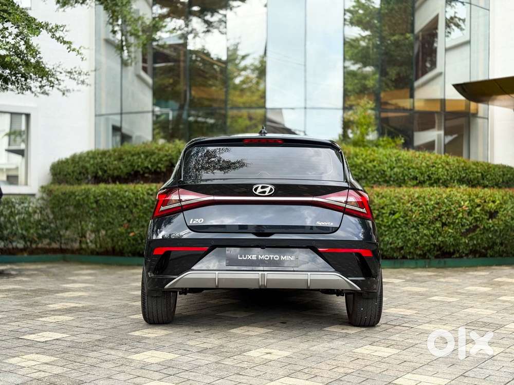 Hyundai I20 Sportz 1.2 Ivt, 2025, Petrol