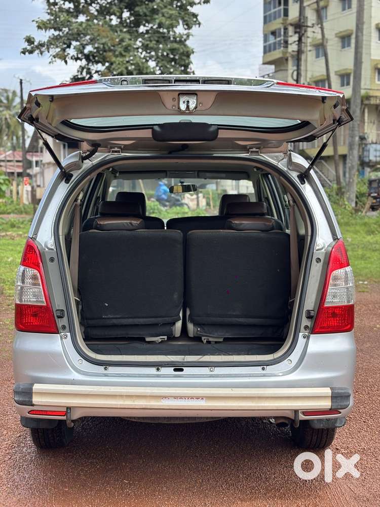 Toyota Innova 2.5 Vx (diesel) 8 Seater, 2014, Diesel