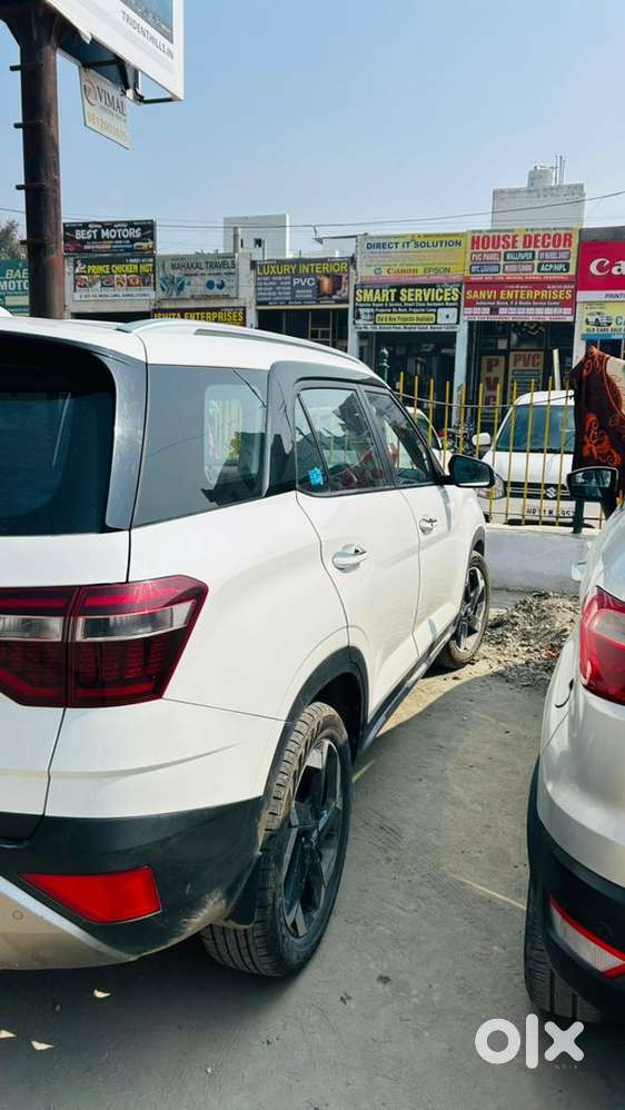 Hyundai Alcazar 2022 Diesel Well Maintained