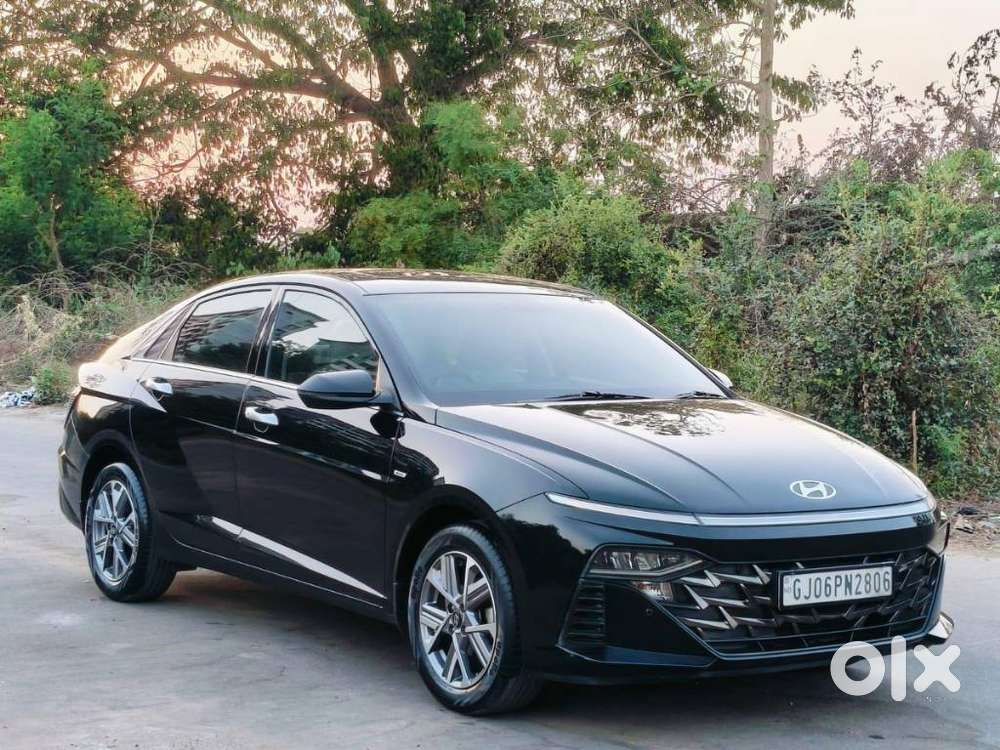 Hyundai Verna 1.5 Sx Vtvt Ivt, 2023, Petrol
