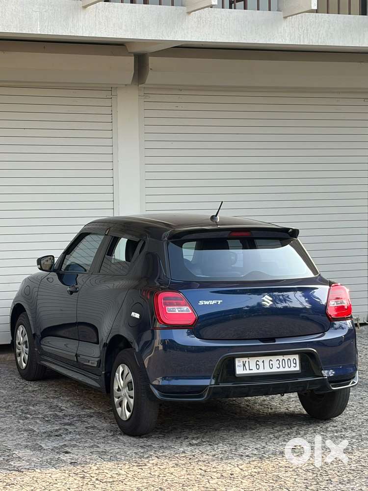 Maruti Suzuki Swift Vxi Optional, 2023, Petrol