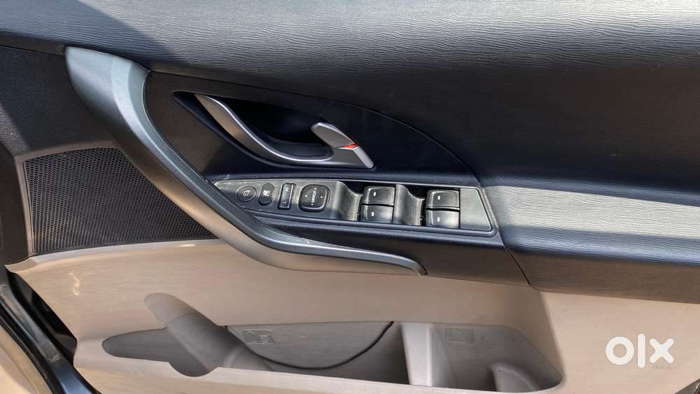 Mahindra Xuv500 W10 At, 2016, Diesel