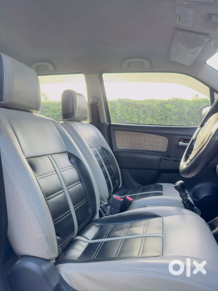 Maruti Suzuki Wagon R Vxi Opt, 2018, Petrol