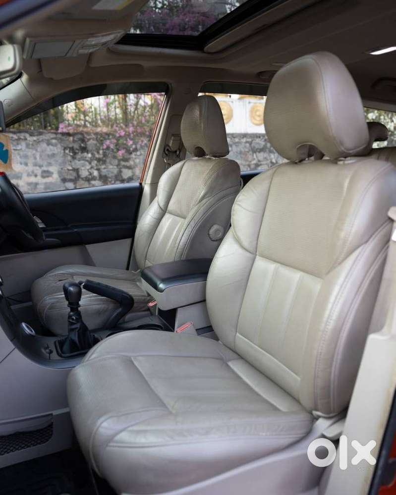 Mahindra Xuv500 2.2 W10, 2016, Diesel