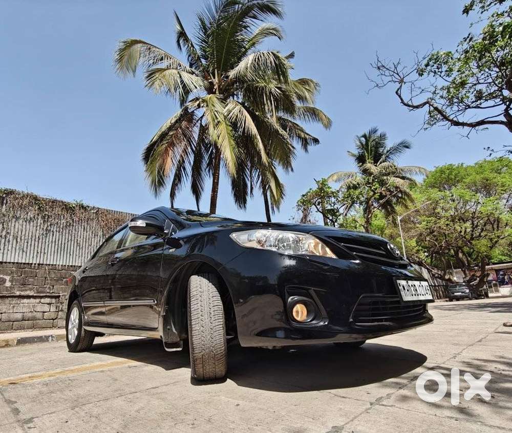 Toyota Corolla Altis [2011-2014] 1.8 Vl At, 2013, Petrol