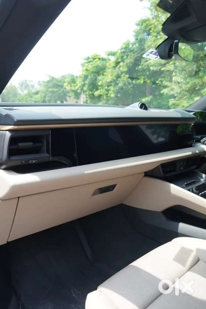 Porsche Macan Ev 4s  2025