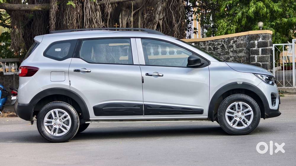 Renault Triber 1.0 Rxe, 2023, Petrol