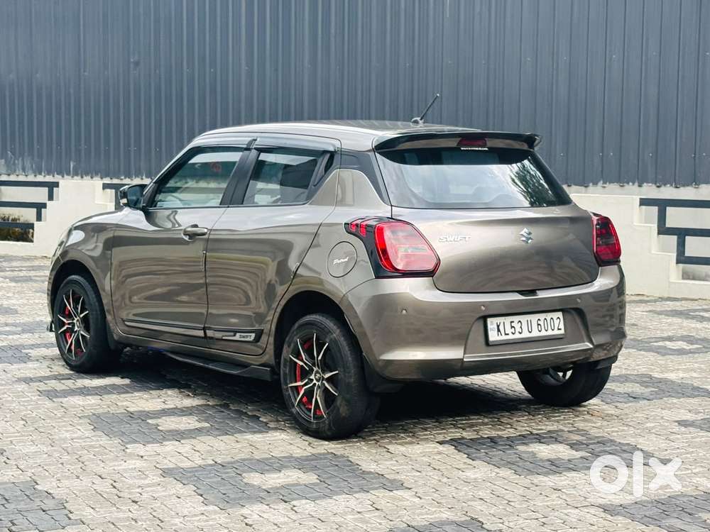 Maruti Suzuki Swift 1.2 Vxi (o), 2023, Petrol