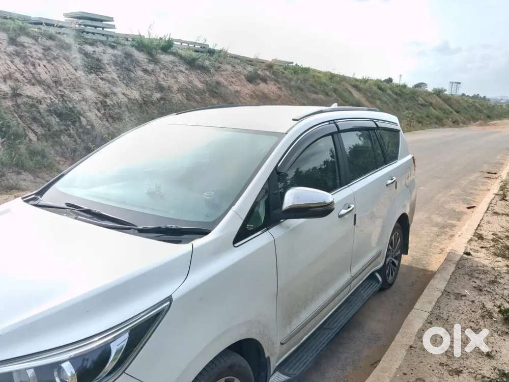Toyota Innova Crysta Diesel 2026 Manual 1st