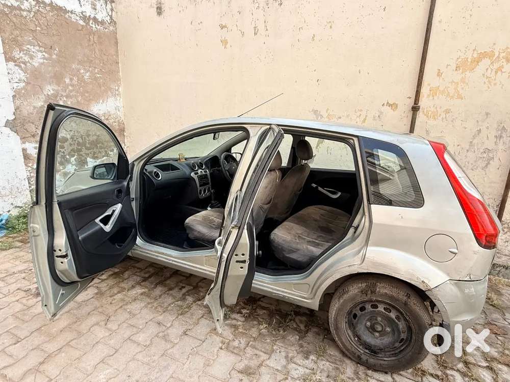 Ford Figo 2011 Petrol Less Driven Good Condition