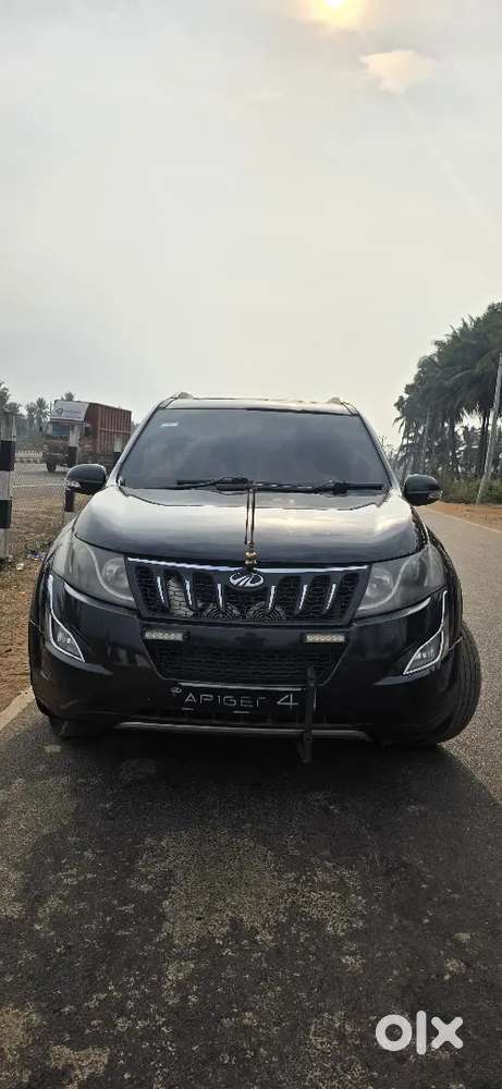 Mahindra Xuv500 2014 Diesel 160000 Km Driven