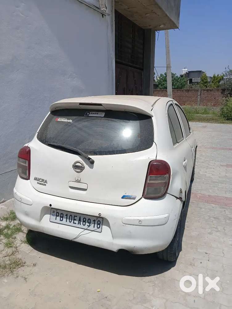 White Colour Top Model 2013