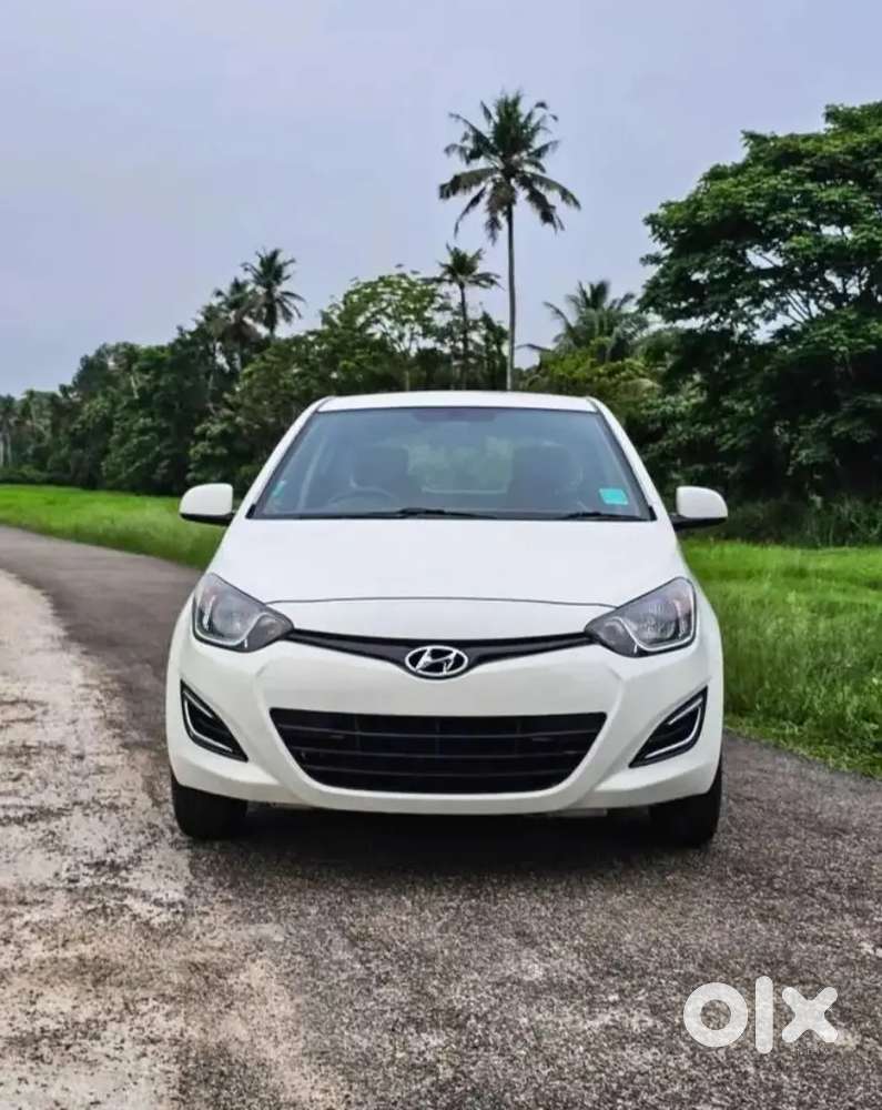 Hyundai I20 2013 Petrol Well Maintained