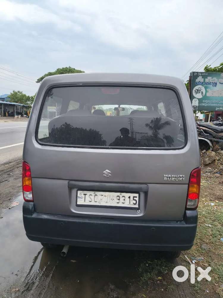 Maruti Suzuki Eeco 2022 Cng & Hybrids 85000 Km Driven