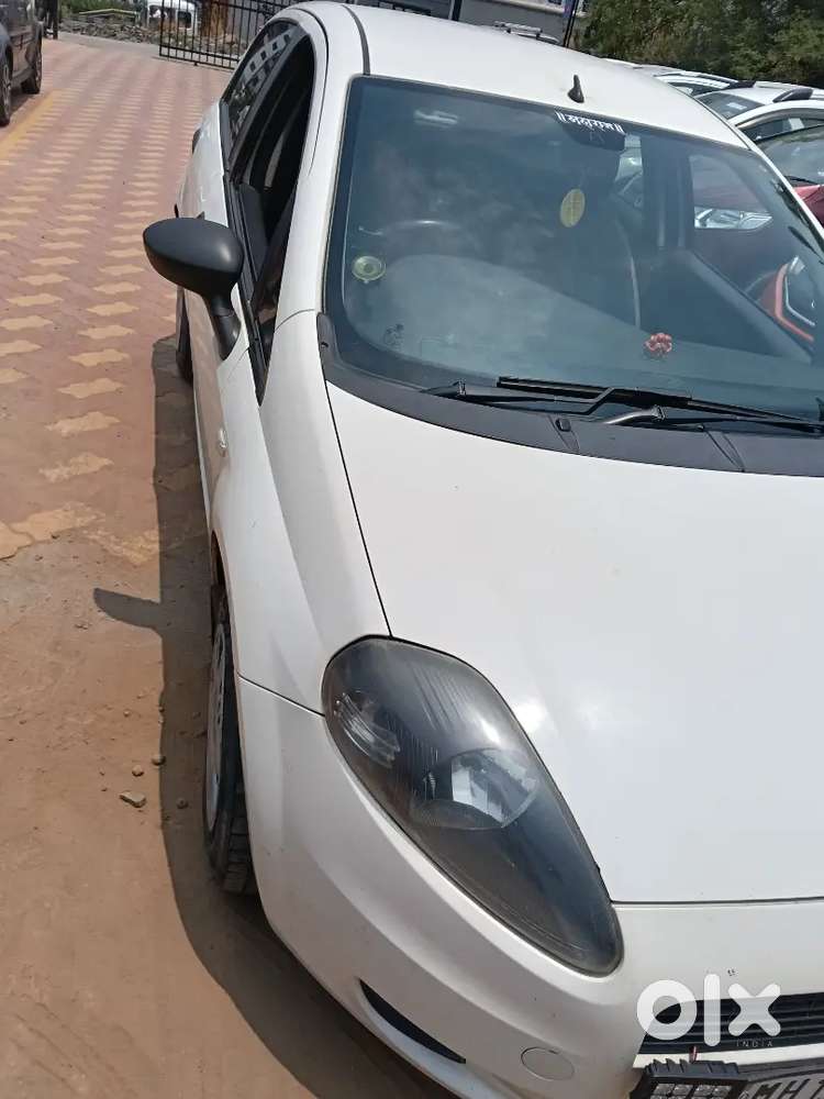Fiat Punto 2011 Cng & Hybrids 69000 Km Driven