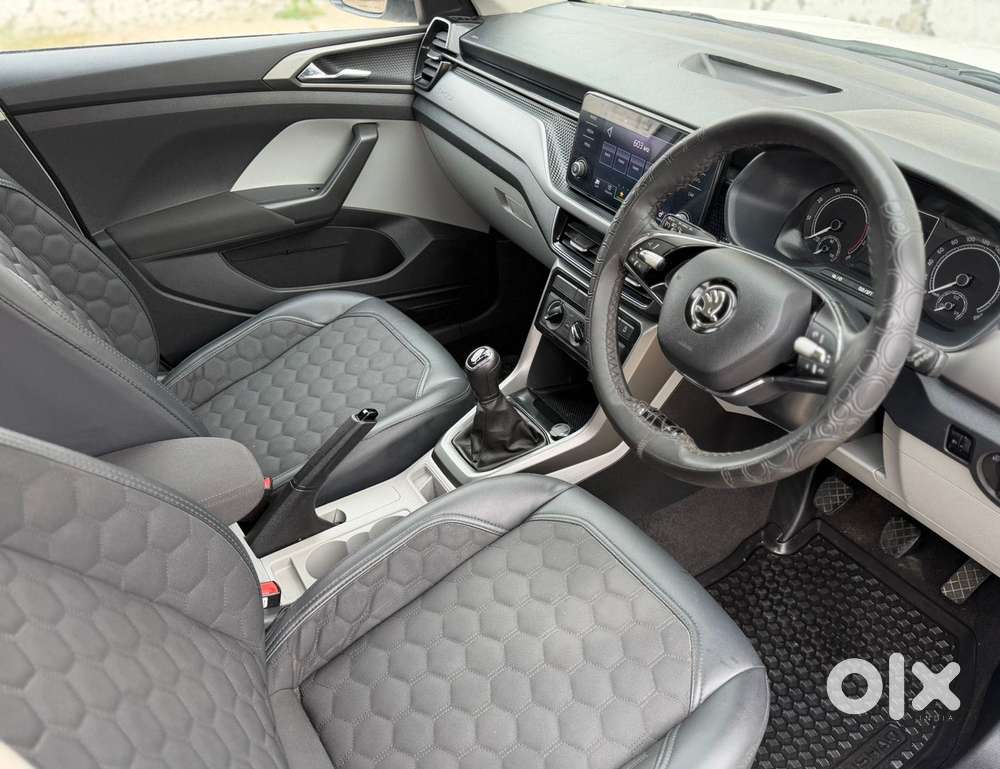 Skoda Kushaq Ambition 1.0l Tsi Mt, 2022, Petrol