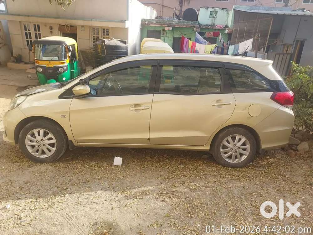 Honda Mobilio 2015 Diesel Well Maintained
