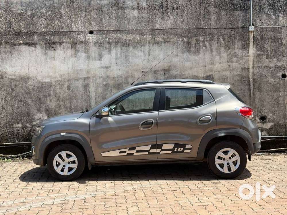 Renault Kwid 1.0 Rxt 02 Anniversary Edition, 2016, Petrol