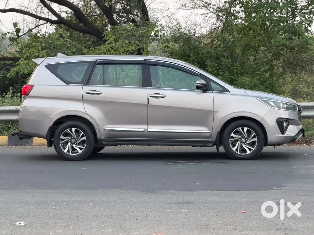 Toyota Innova Crysta [2020-ongoing] 2.4 Vx 8 Str, 2021, Diesel