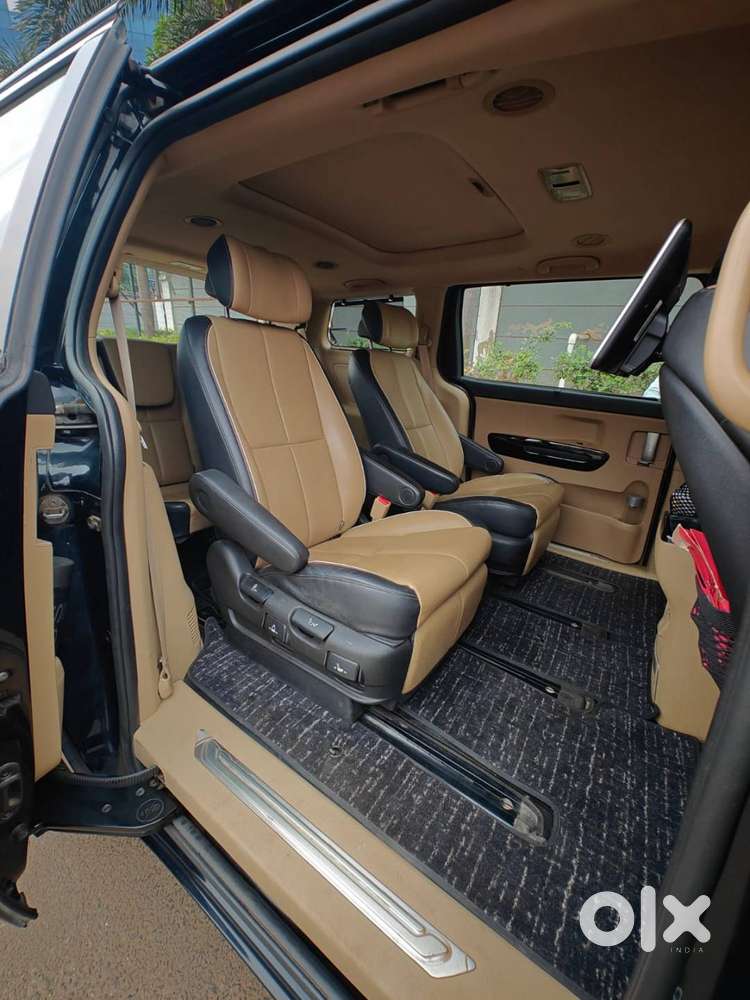 For Sale - Kia Carnival D2.28at Limousine 7 For Sale