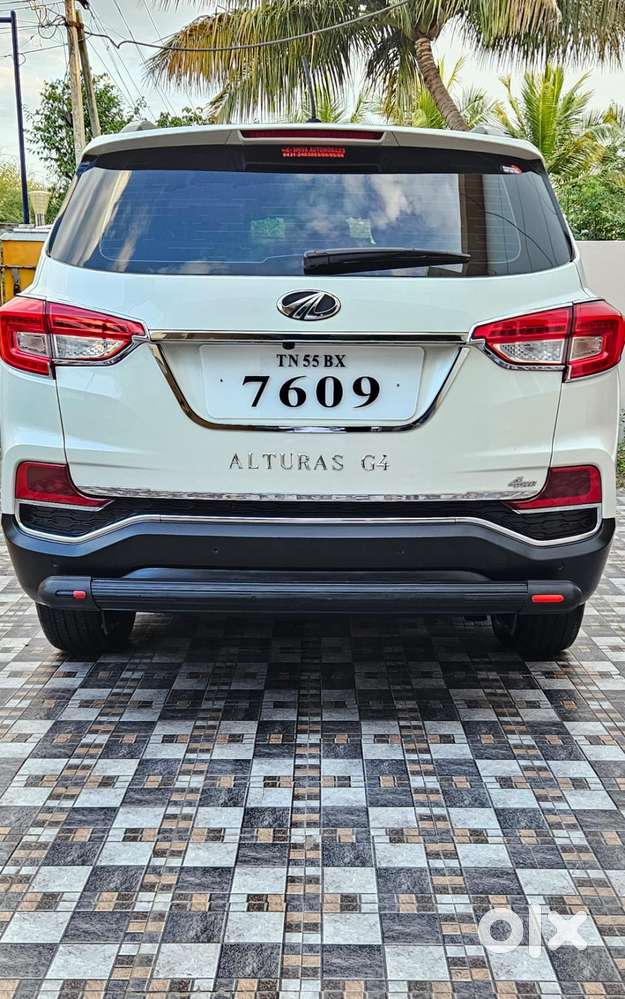 Mahindra Alturas G4 4wd At, 2020, Diesel