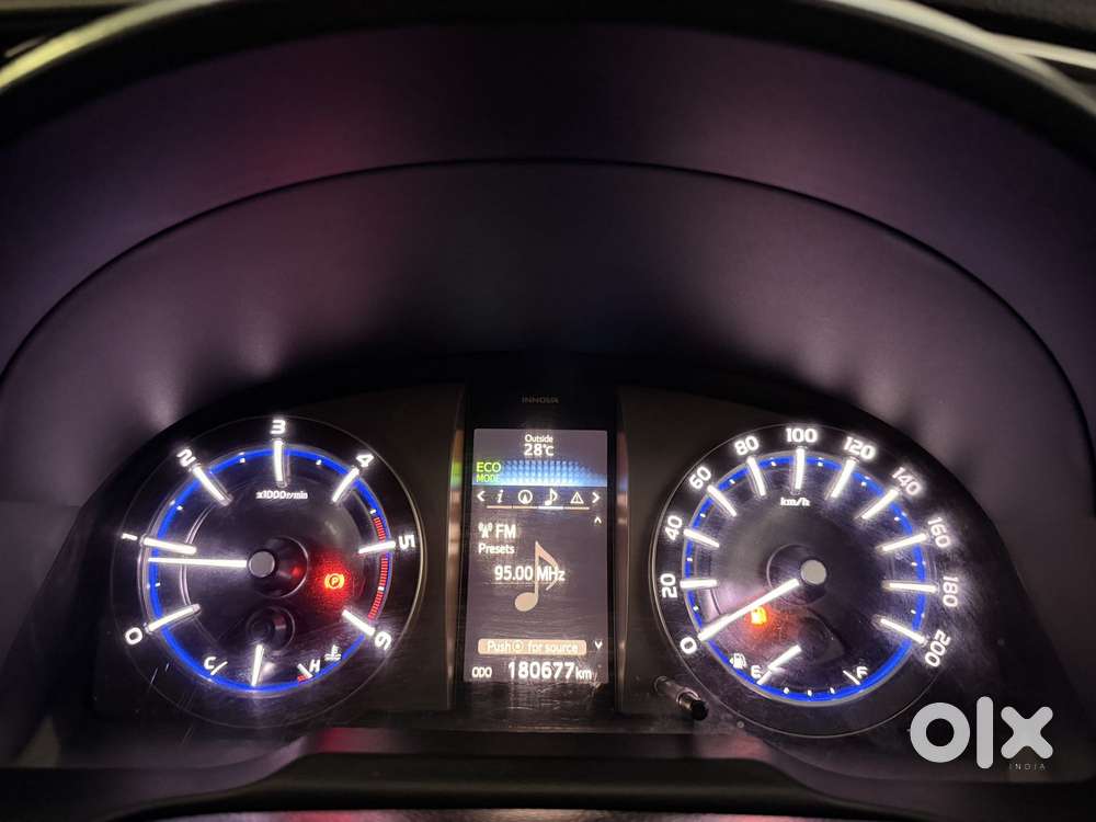 Toyota Innova Crysta 2.4 Zx Mt, 2017, Diesel