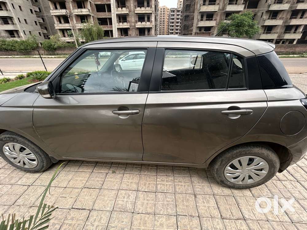 Maruti Suzuki Swift Vxi 2025